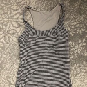 Lululemon workout top